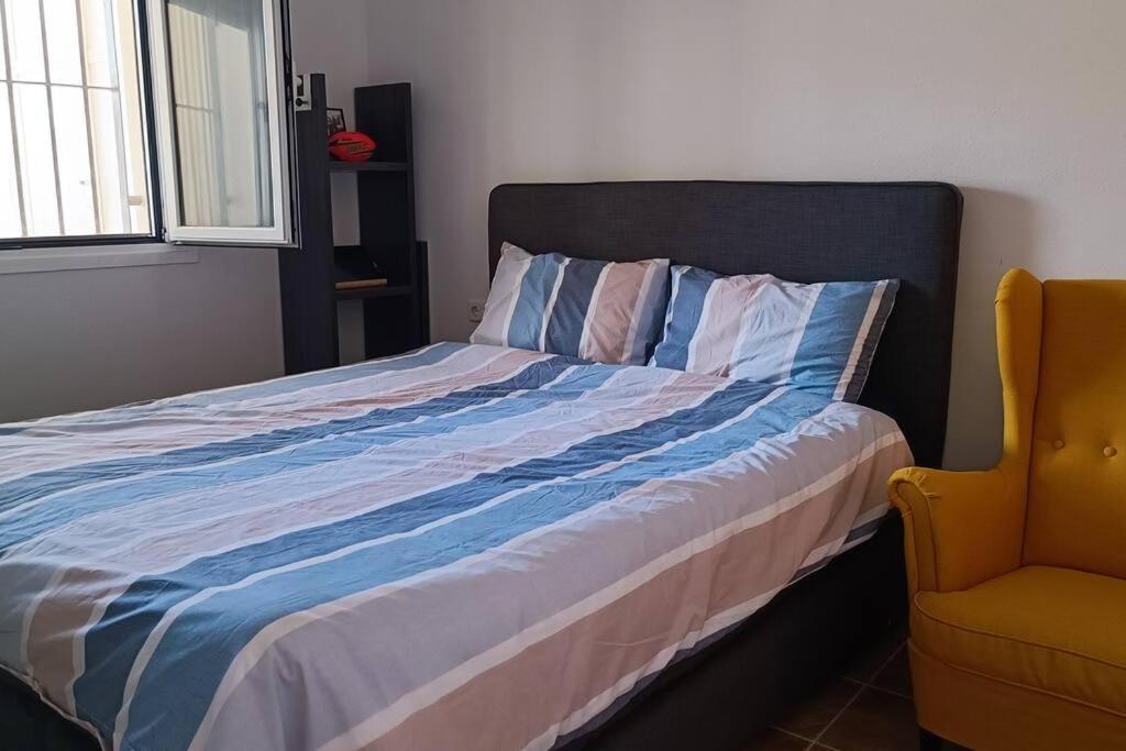 Top Floor Apartment Beachhouse, Beautiful Sea View, On The Beach! Cartagena Kültér fotó