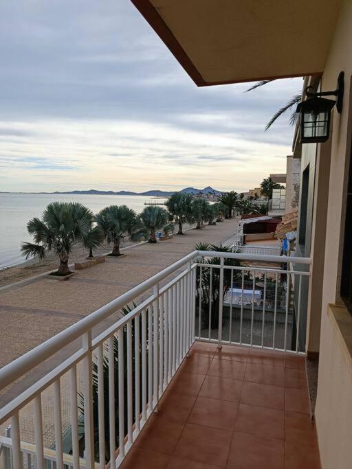 Top Floor Apartment Beachhouse, Beautiful Sea View, On The Beach! Cartagena Kültér fotó